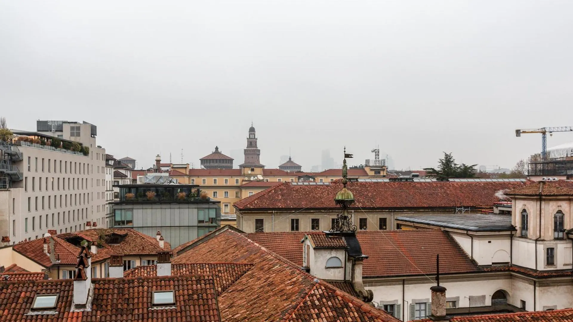 Milano Magenta Long Let Apts Mediolan