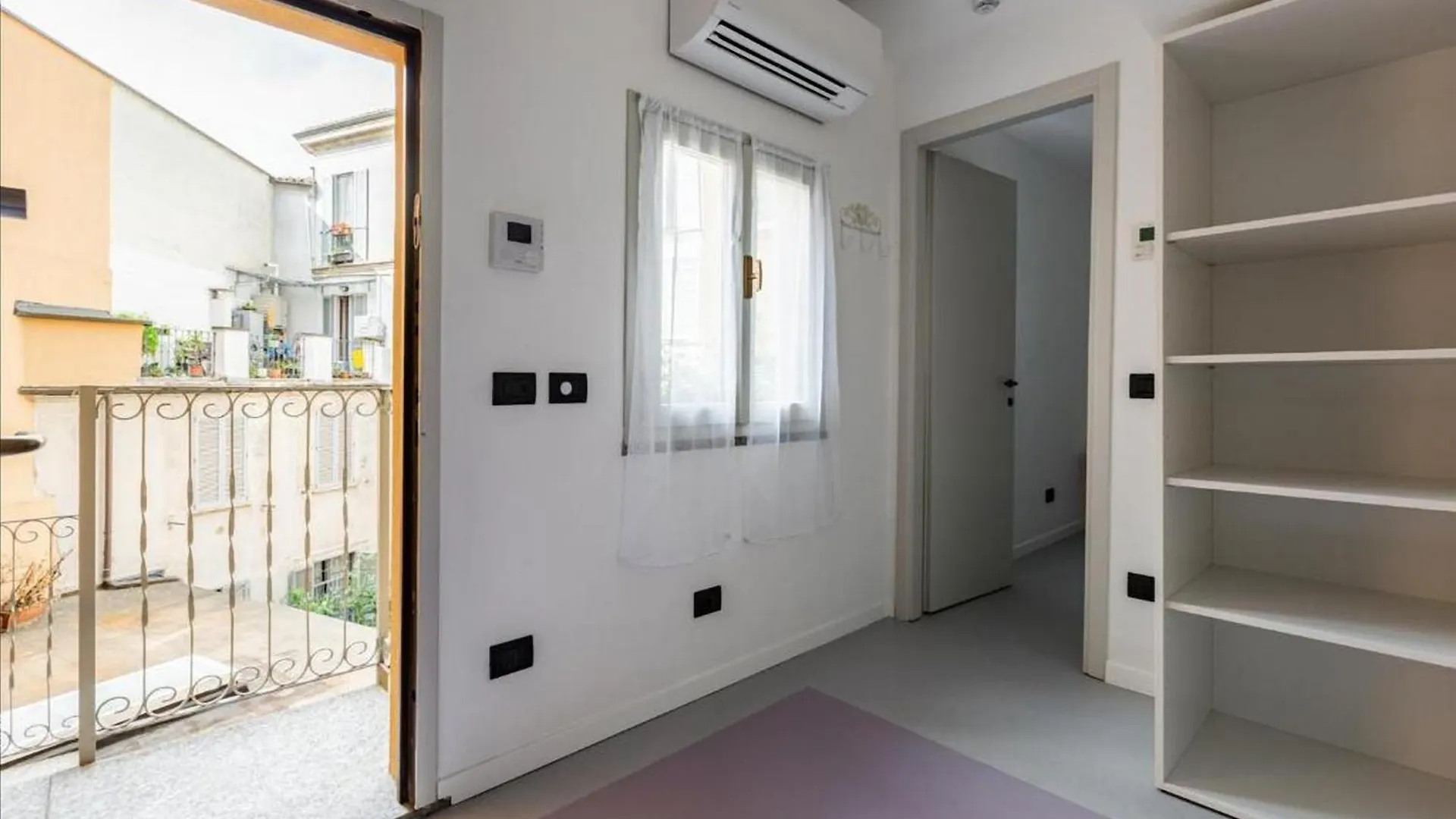 Milano Magenta Long Let Apts Apartament