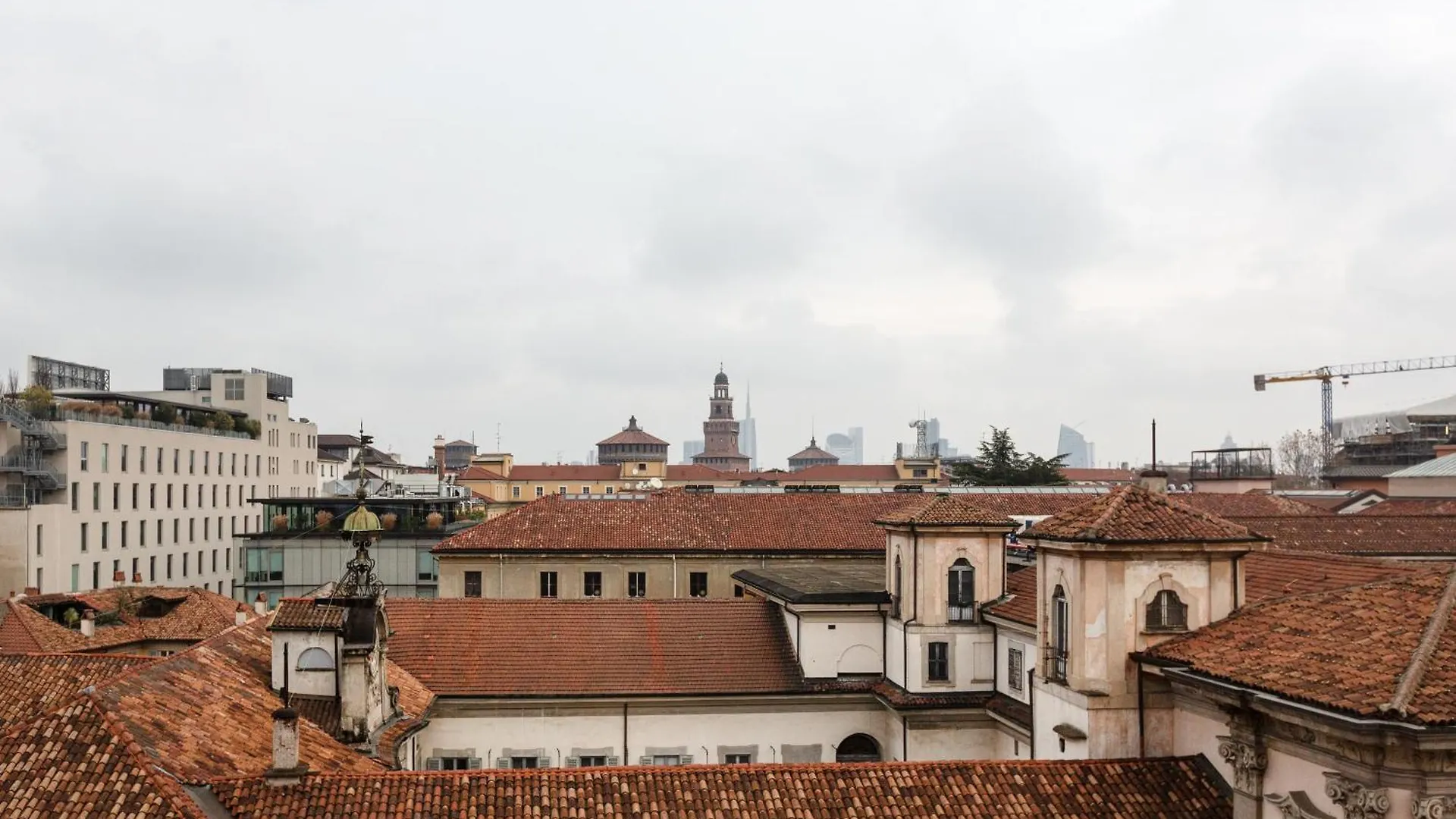 Milano Magenta Long Let Apts Italy