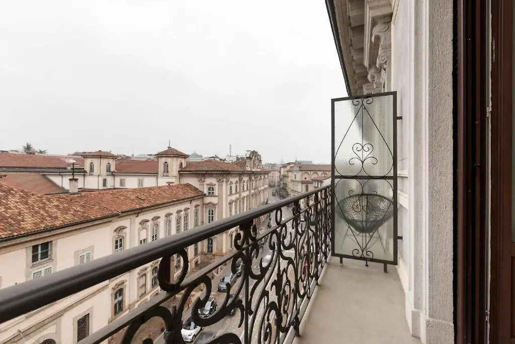 Milano Magenta Long Let Apts Italy